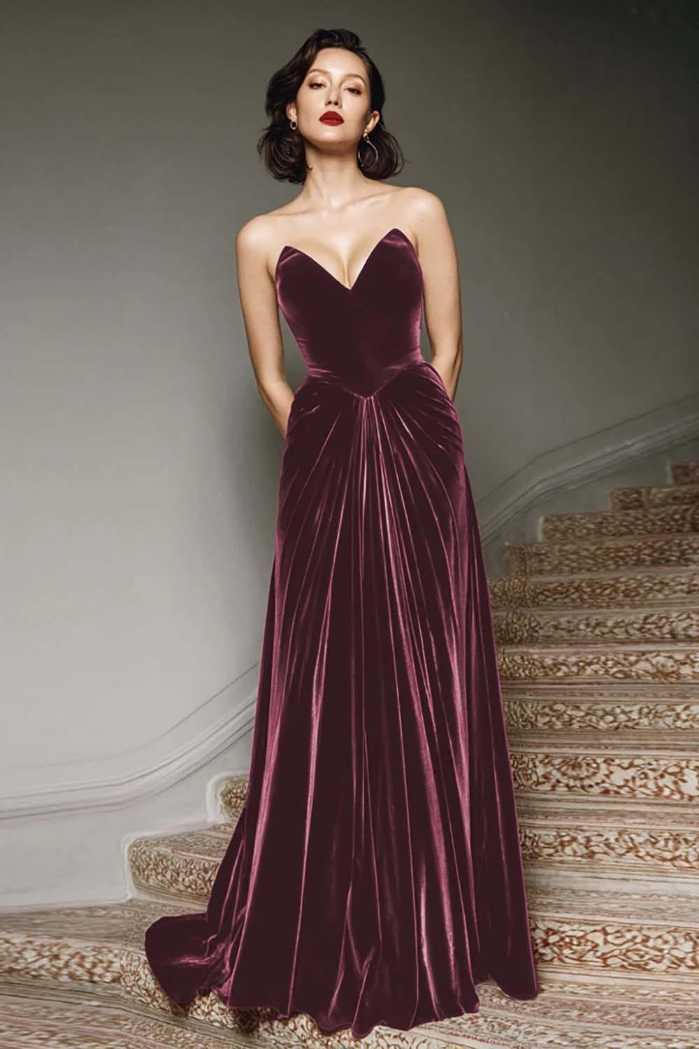 Dressystars Burgundy A-Line Sweetheart Maxi Velvet Prom Dress