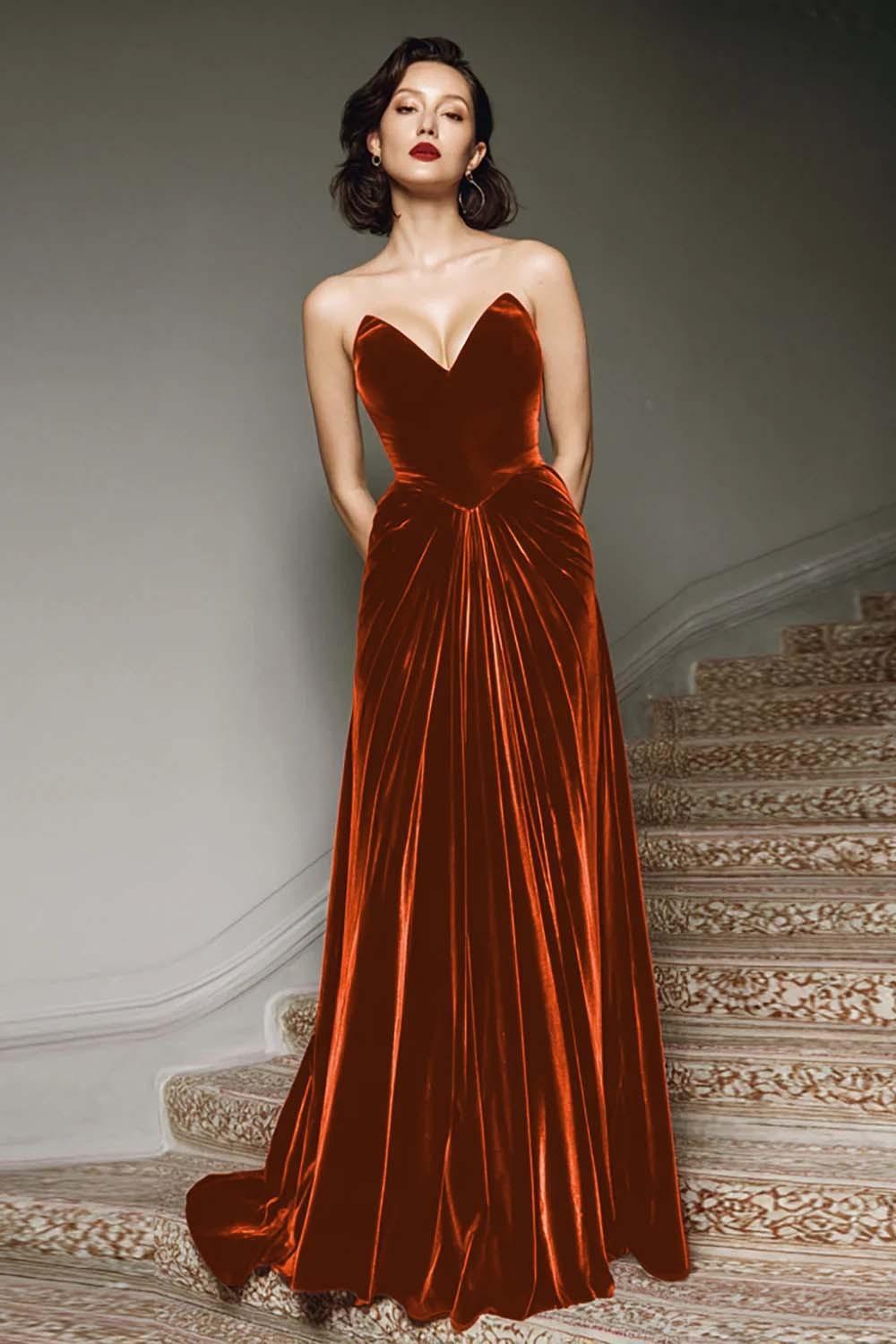 Dressystars Burgundy A-Line Sweetheart Maxi Velvet Prom Dress