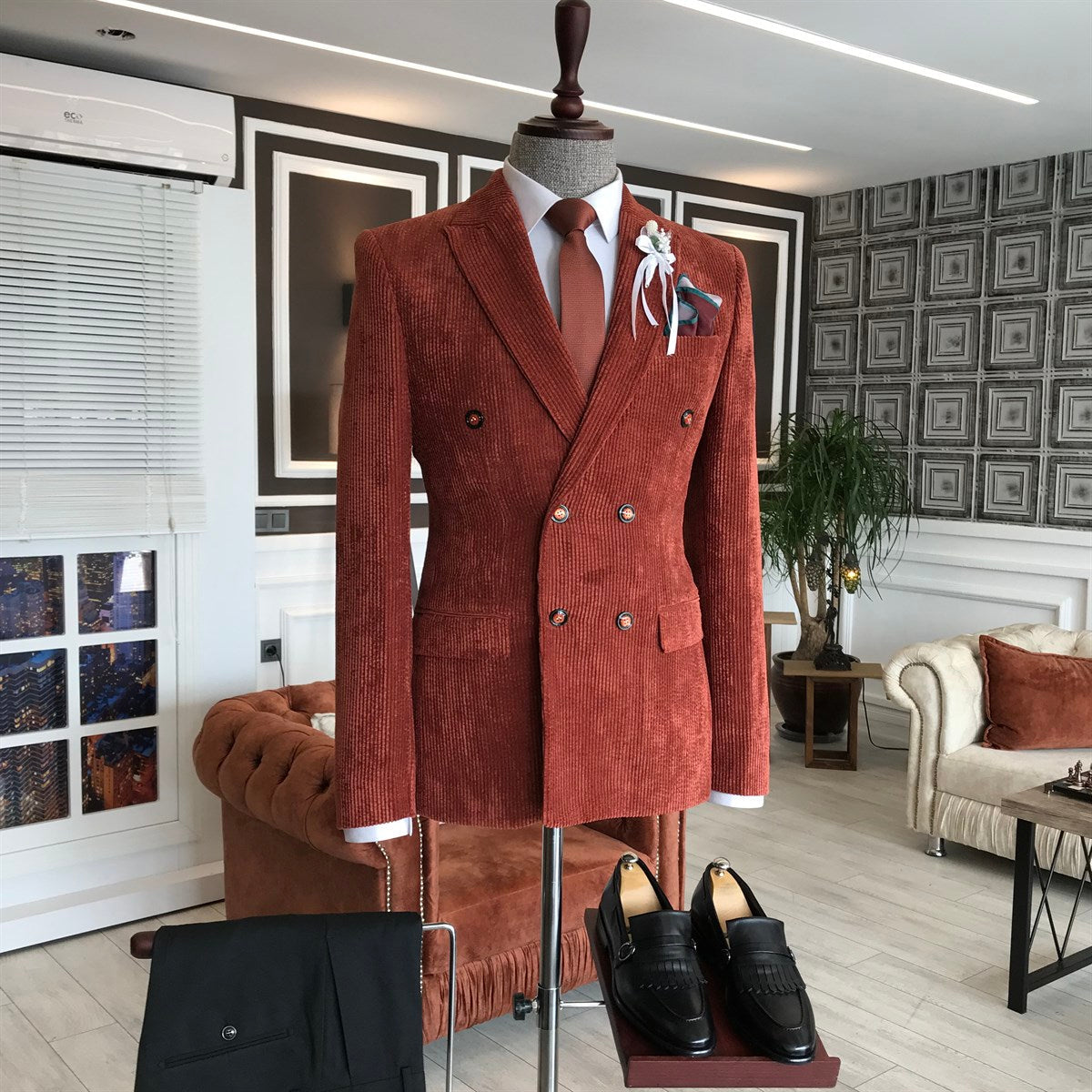 Burgundy Corduroy Peaked Lapel Double Breasted Prom Suit