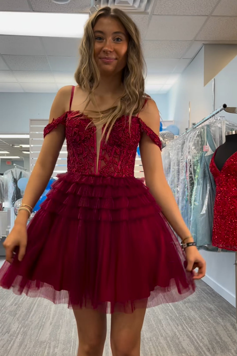 Burgundy Homecoming Dresses A-Line Corset Short Cocktail Dresses with Lace