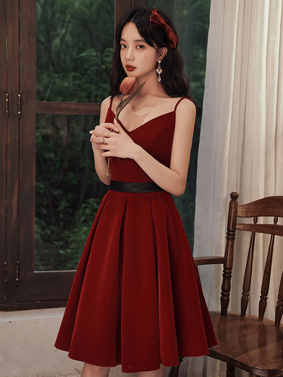 Burgundy Velvet Cocktail Dress V Neck Short Party Dress