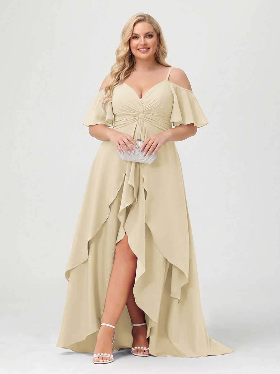 A-Line/Princess Spaghetti Straps Half Sleeves V-Neck Plus Size Bridesmaid Dresses With Ruffles Champagne