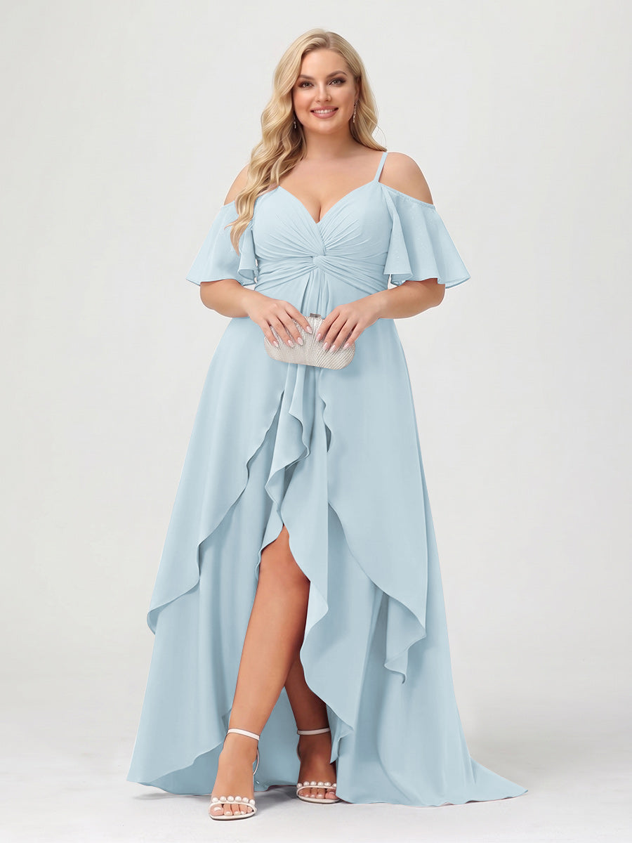 A-Line/Princess Spaghetti Straps Half Sleeves V-Neck Plus Size Bridesmaid Dresses With Ruffles Light Blue