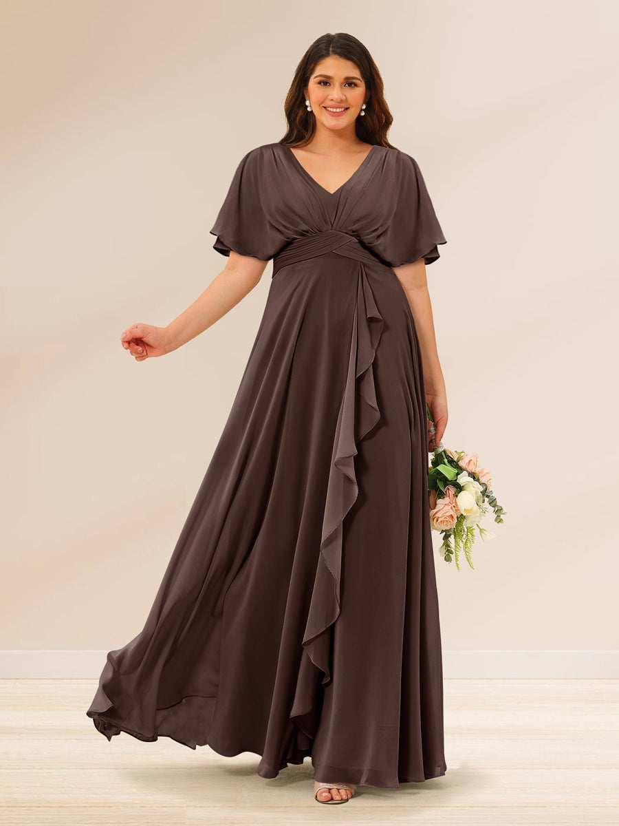 A-Line/Princess V-Neck Short Sleeves Plus Size Bridesmaid Dresses with Pockets Brown