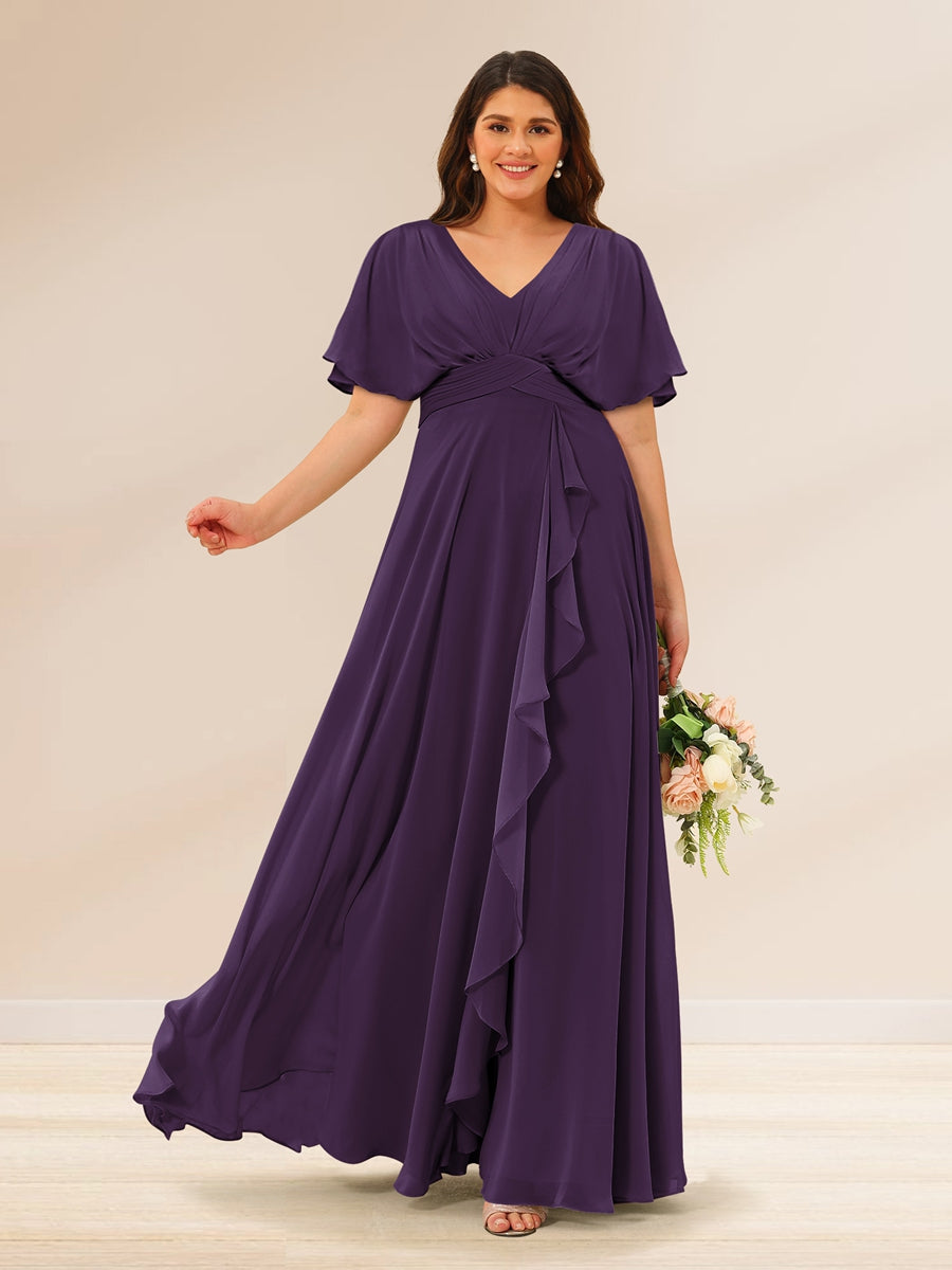 A-Line/Princess V-Neck Short Sleeves Plus Size Bridesmaid Dresses with Pockets Grape