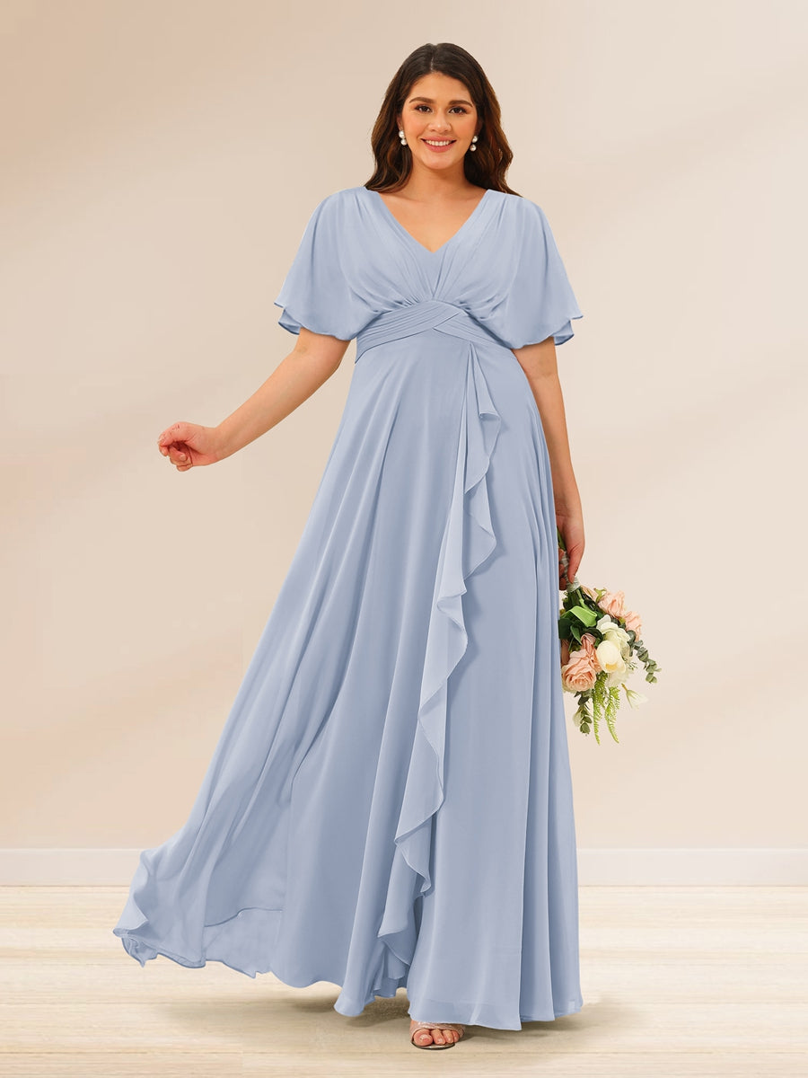 A-Line/Princess V-Neck Short Sleeves Plus Size Bridesmaid Dresses with Pockets Lavender
