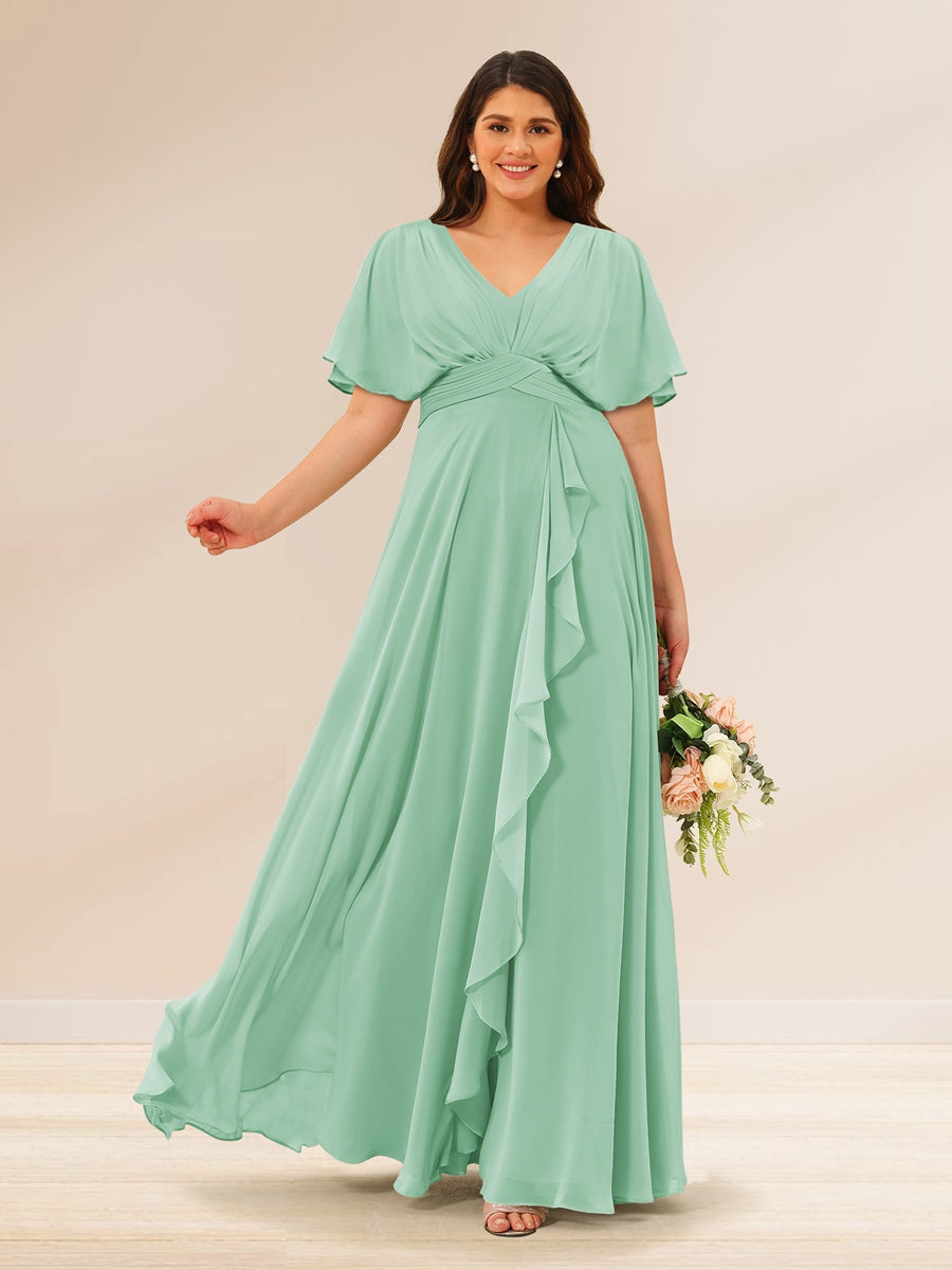 A-Line/Princess V-Neck Short Sleeves Plus Size Bridesmaid Dresses with Pockets Mint Green