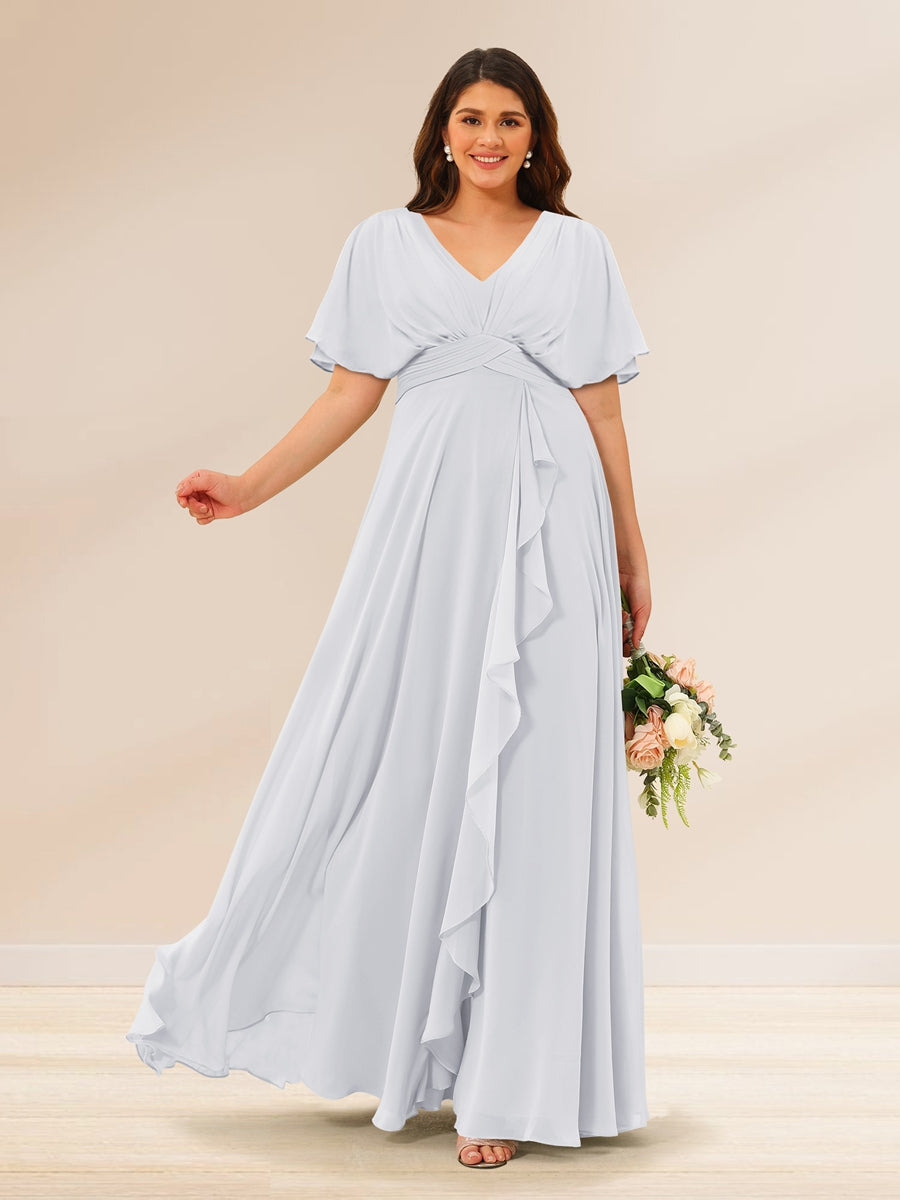 A-Line/Princess V-Neck Short Sleeves Plus Size Bridesmaid Dresses with Pockets White