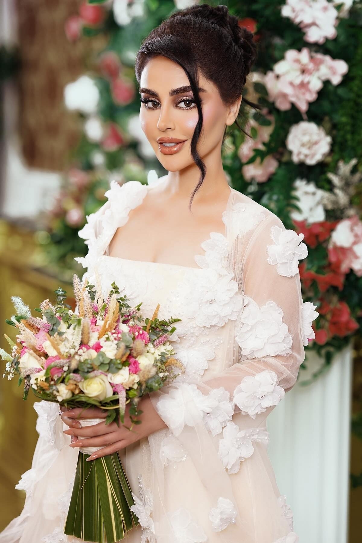 Champagne Wedding Dress A Line Square Beaded Illusion Sleeves Sequined Long Tulle Bridal Gown With 3D Flowers