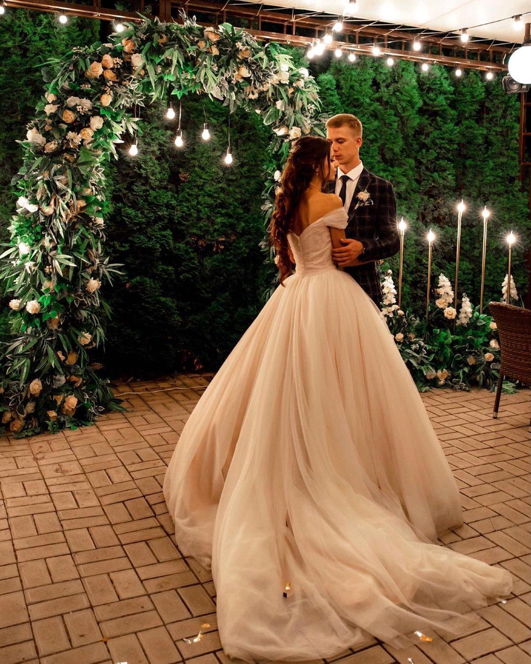 Charming Open Back Off the Shoulder Ball Gown Wedding Dress