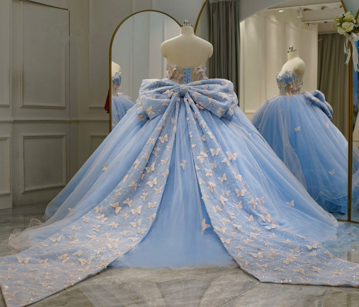 modern sweet 16 dresses Chic & Modern Ball Gown Sweetheart Neck 3D Butterfly Lace Applique Beaded  Sky Blue Tulle Quinceanera Dresses Princess Birthday Party Gown For Sweet 16