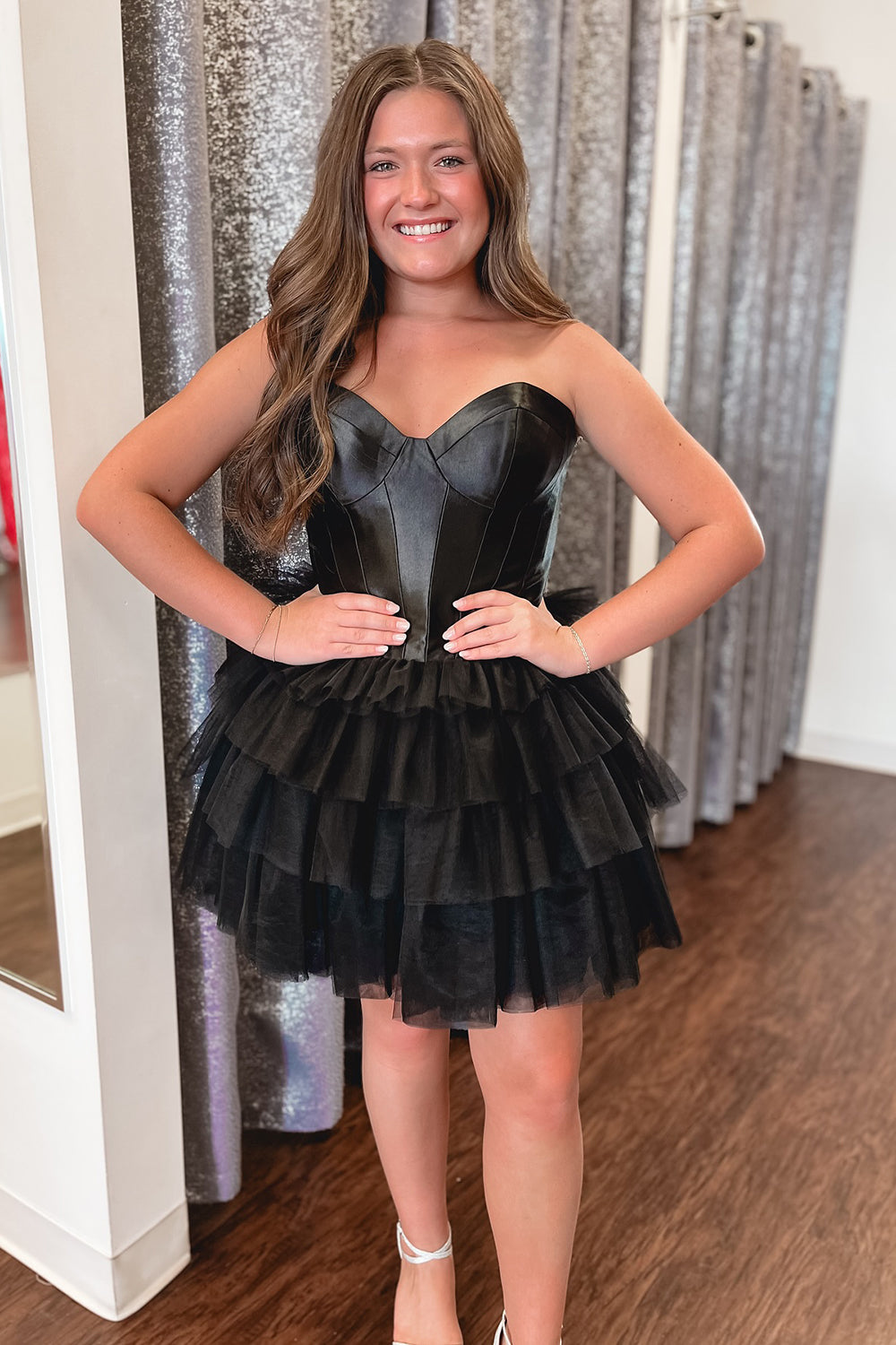 Corset Red Homecoming Dresses Sweetheart Short Cocktail Dresses With Ruffles
