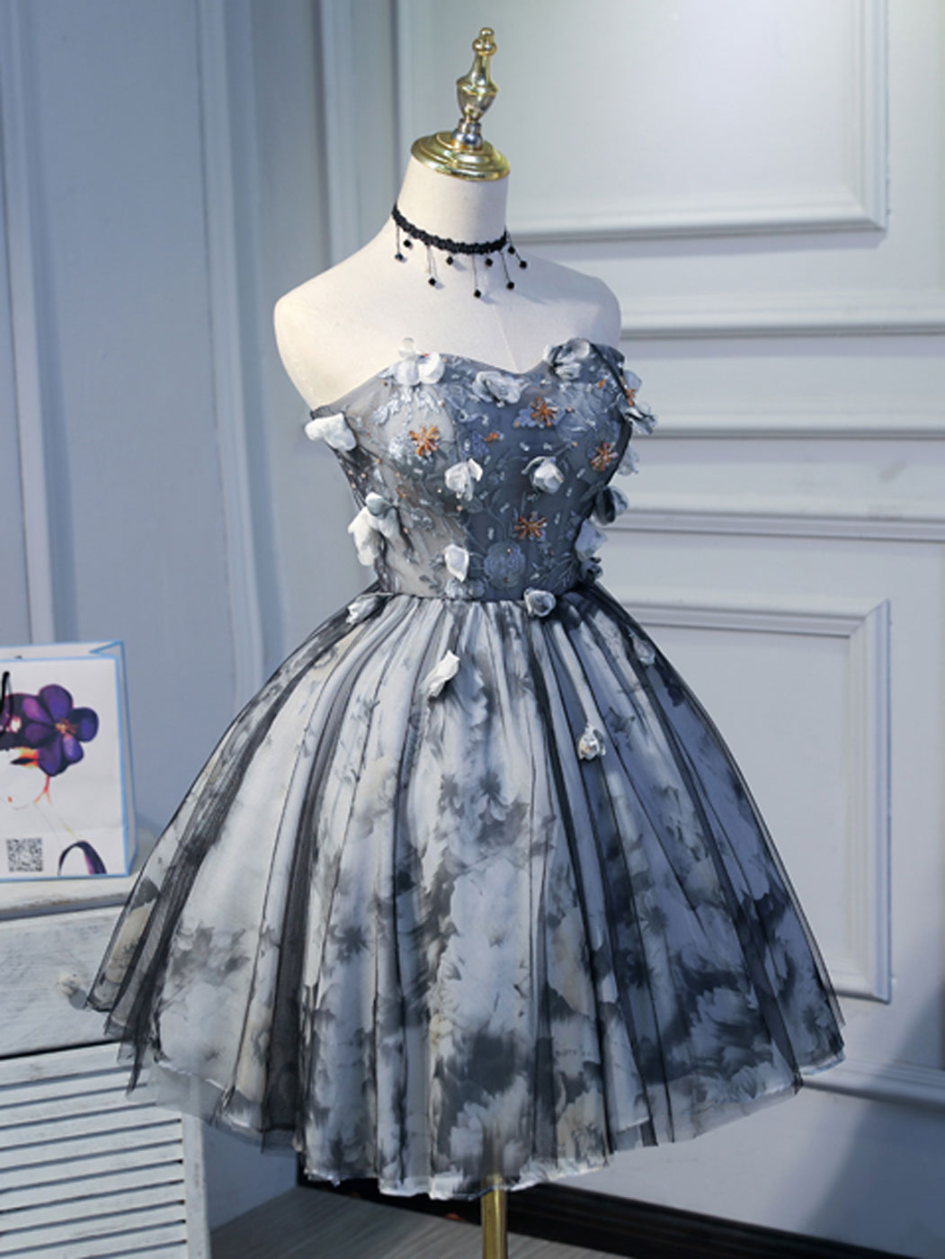Cute Homecoming Dress Black Puffy Prom with Beaded Lace AppliquesShort Party Cocktail Dress
