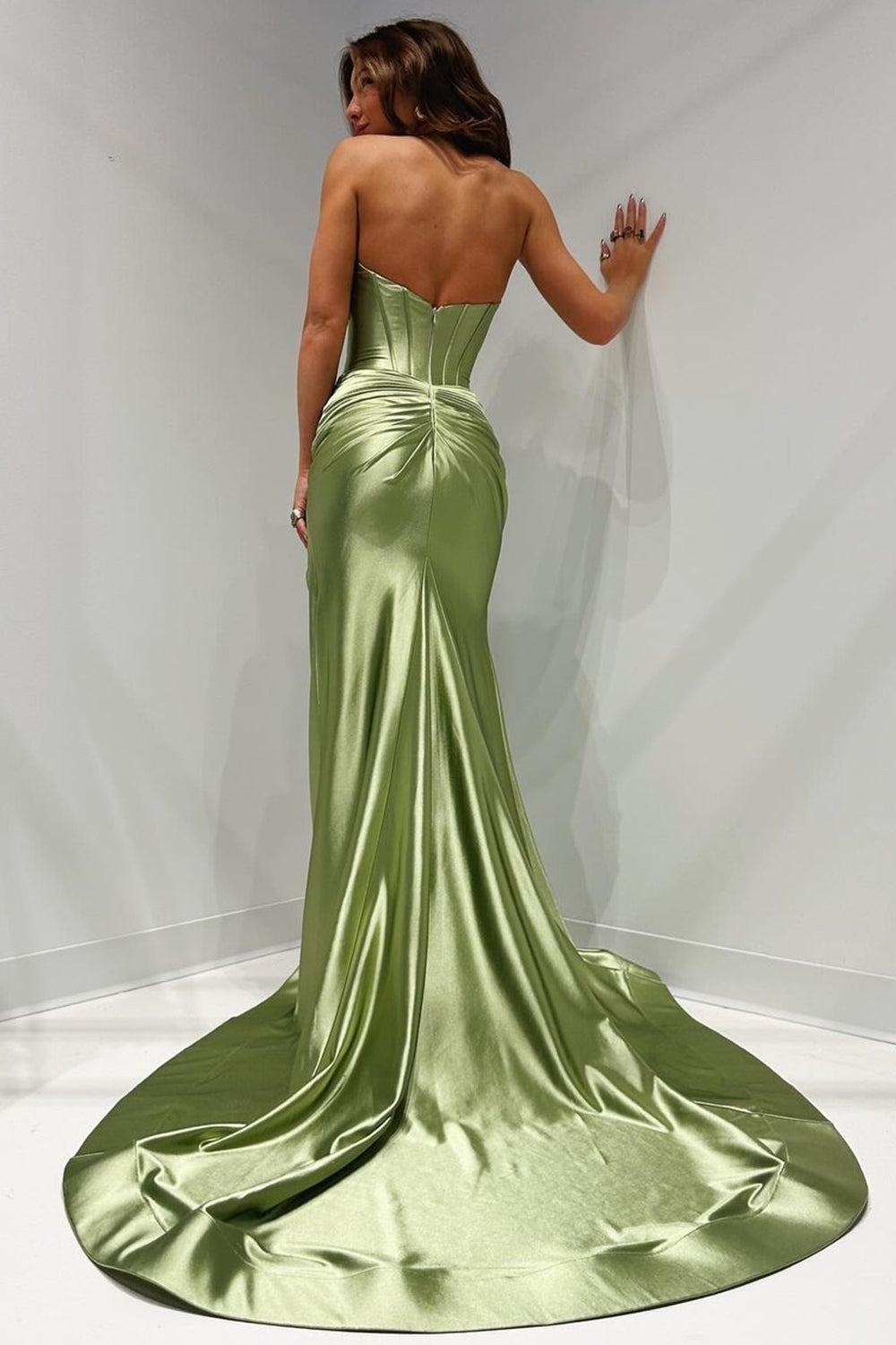 Dark Green Mermaid Sweetheart Long Satin Prom Dress with Slit