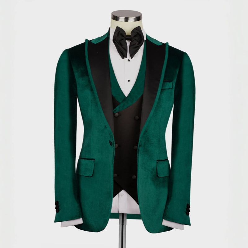 Dark Green Three Piece Velvet Peaked Lapel Prom Suit