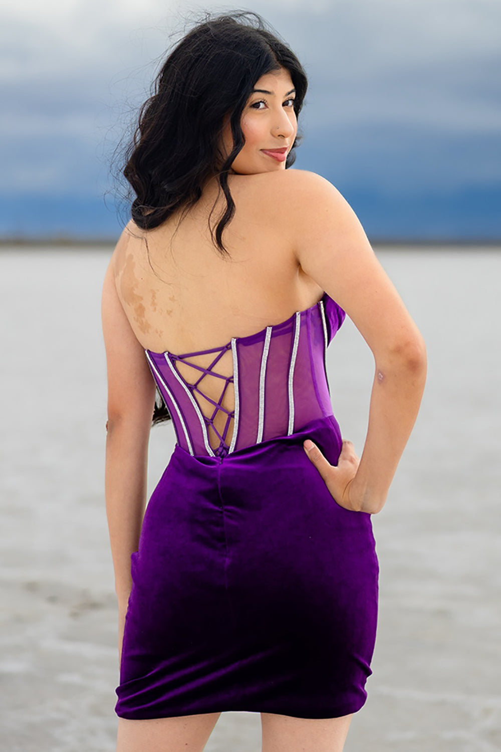 Dark Purple Tight Velvet Party Dresses Short Corset Cocktail Dresses With Beading