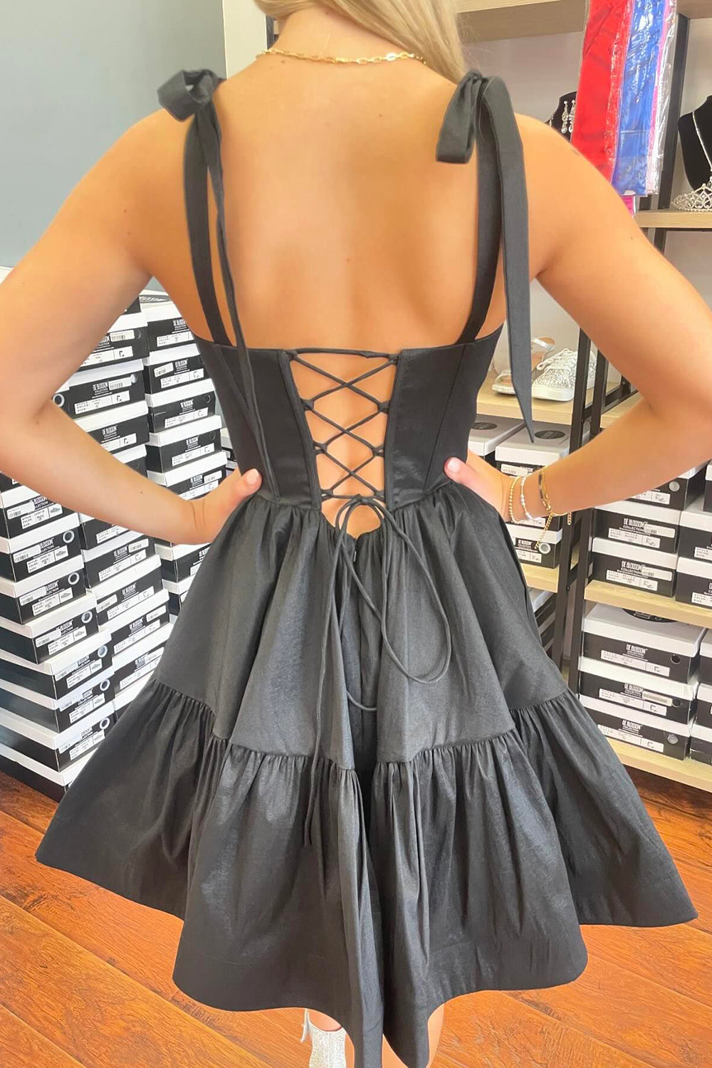 Dressystars A-Line Black Homecoming Dress Adjustable Straps Corset Short Prom Dress with Ruffles