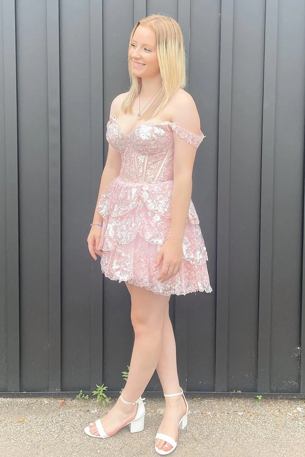 Dressystars A-Line Black Homecoming Dress Tiered Short Prom Dress with Lace