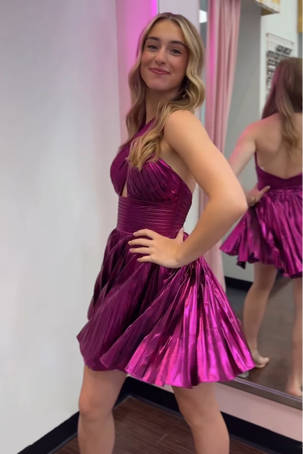 Dressystars A Line Golden Homecoming Dress Criss Cross Halter Pleated Short Prom Dress