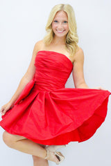 Dressystars A-Line Green Homecoming Dress Strapless Satin Short Prom Dress with Bowknot