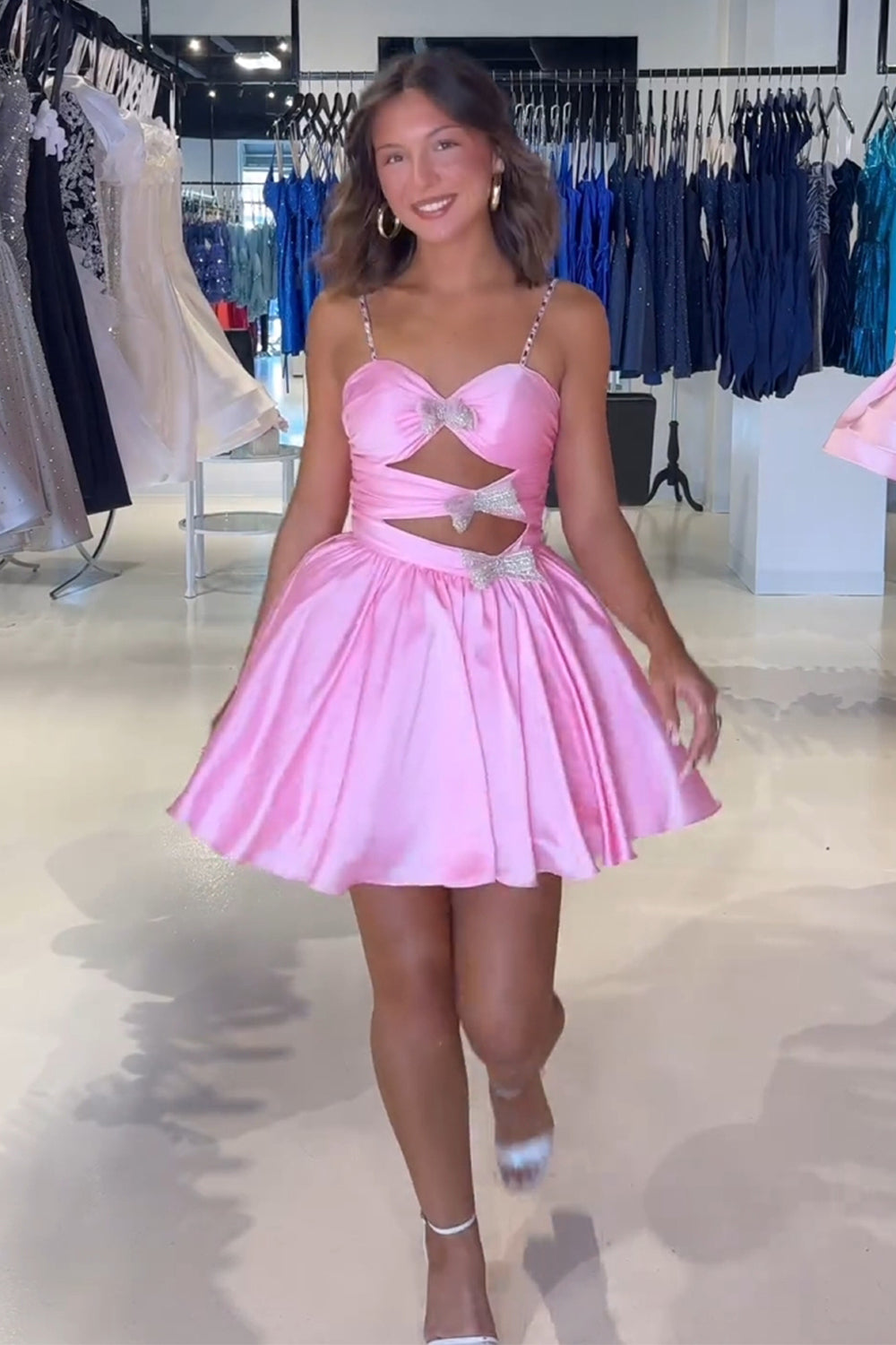 Dressystars A Line Pink Homecoming Dress Spaghetti Straps Tiered Short Prom Dress with Bow