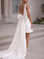Dressystars A Line Scoop Neck Sleeveless Short Mini Detachable Matte Satin Wedding Dress with Bow