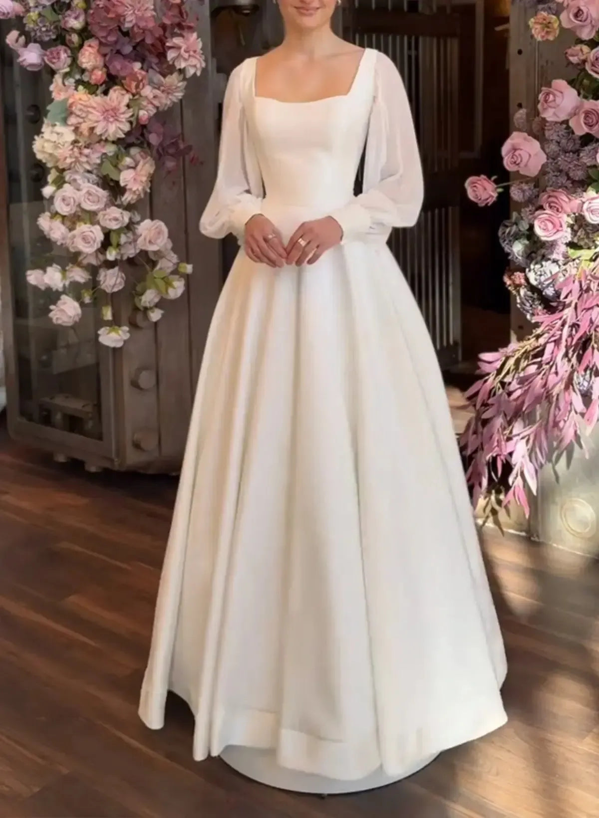Dressystars A Line Square Neckline Long Sleeves Floor Length Chiffon Elastic Satin Wedding Dress