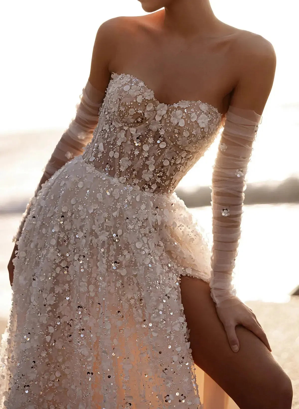 Dressystars A Line Sweetheart Detachable Sleeves Court Train Lace Wedding Dress with Appliques and High Slit