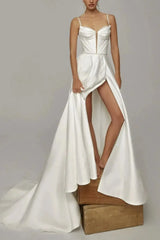Dressystars A Line Sweetheart Sleeveless Chapel Train Satin Wedding Dress with Pockets