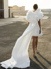 Dressystars A Line Sweetheart Sleeveless Short Mini Detachable Taffeta Wedding Dress with Beading