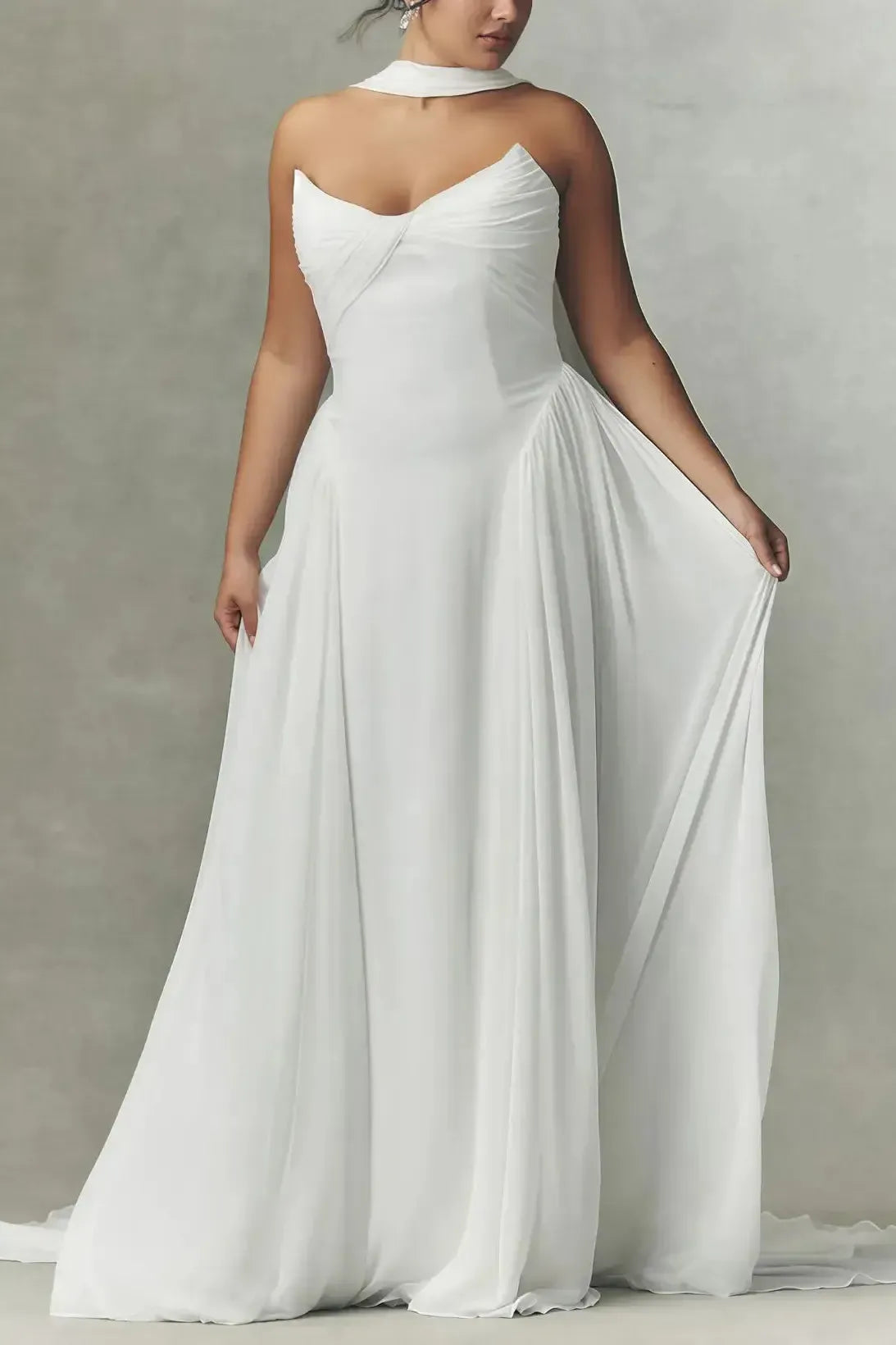 Dressystars A Line Sweetheart Sleeveless Sweep Train Chiffon Wedding Dress with Pleats
