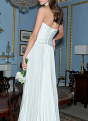 Dressystars A Line Sweetheart Sleeveless Sweep Train Silk Like Satin Wedding Dress with Pleats