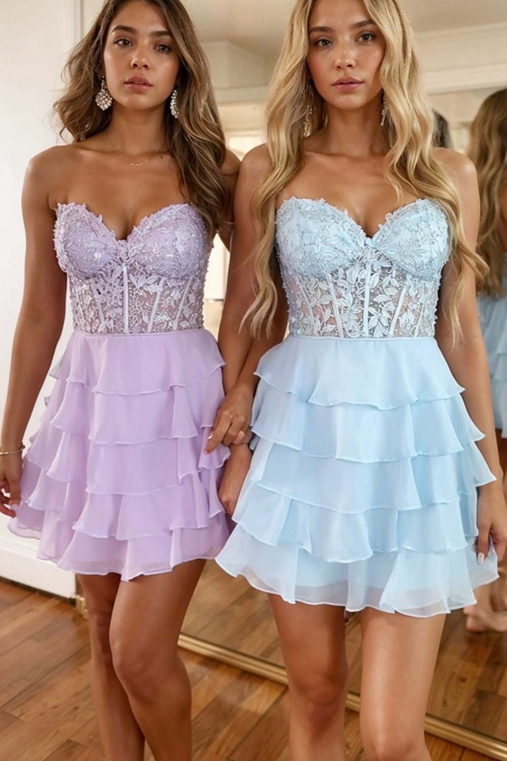 Dressystars Baby Blue Corset Chiffon Short Homecoming Dress with Appliques