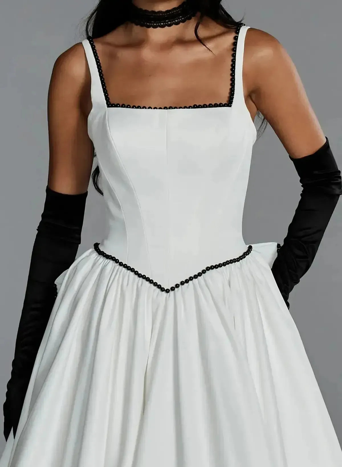 Dressystars Ball Gown Off the Shoulder Sleeveless Chapel Train Satin Wedding Dress with Bow