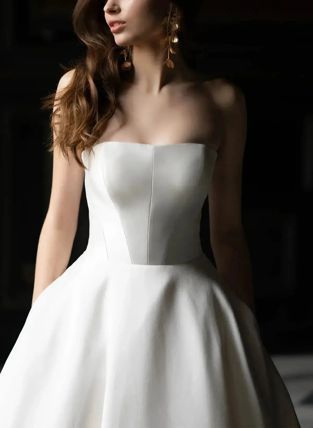 Dressystars Ball Gown Off the Shoulder Sleeveless Court Train Satin Wedding Dress