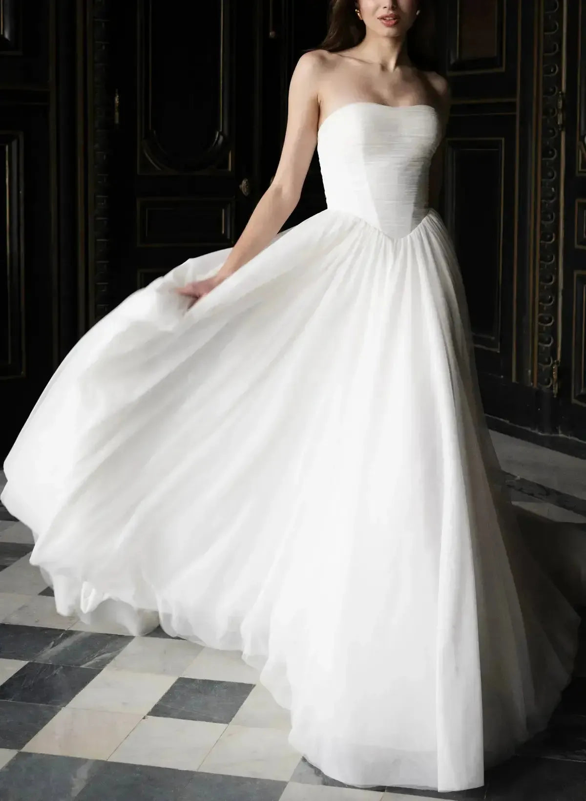 Dressystars Ball Gown One Shoulder Sleeveless Chapel Train Chiffon Wedding Dress with Pockets