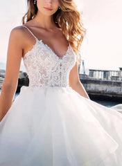 Dressystars Ball Gown V Neck Sleeveless Chapel Train Satin Organza Wedding Dress with Appliques