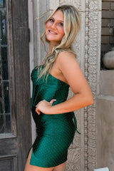 Dressystars Beaded Dark Green Corset Bodycon Halter Short Homecoming Dress