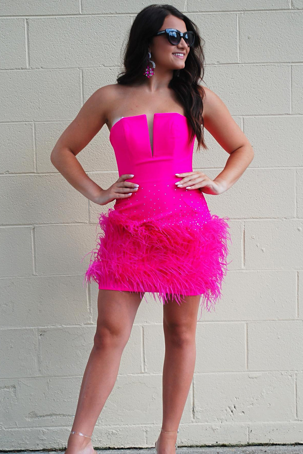 Dressystars Beaded Fuchsia Homecoming Dress Bodycon Feathered Prom Dress