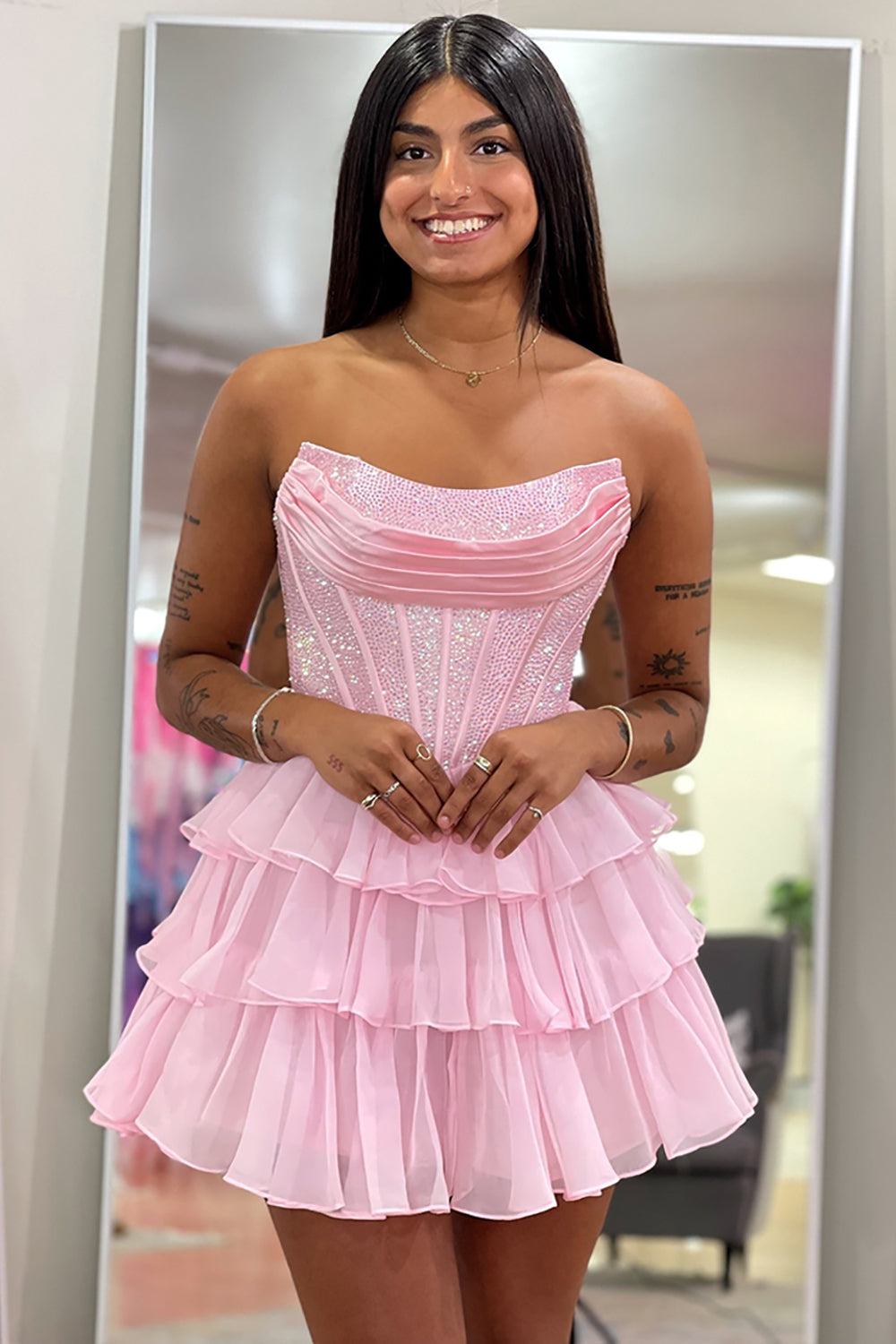 Dressystars Black Beaded Corset A Line Homecoming Dresses Short Cocktail Dresses With Ruffles