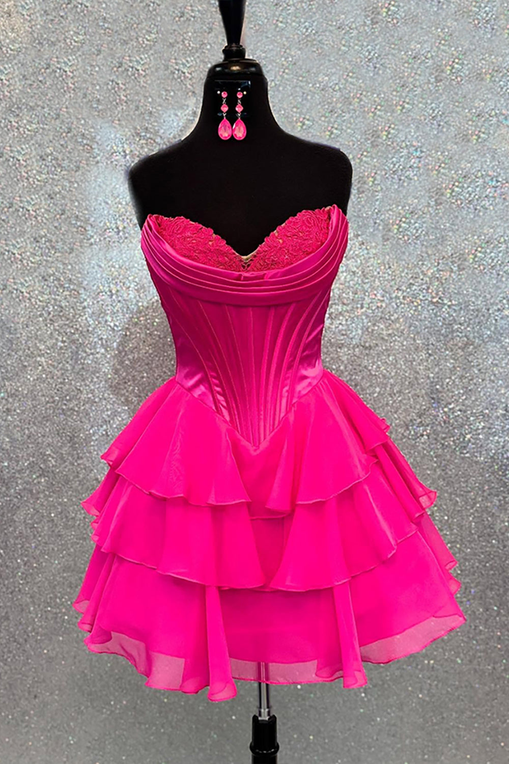Dressystars Black Corset A Line Homecoming Dresses Short Cocktail Dresses With Ruffles