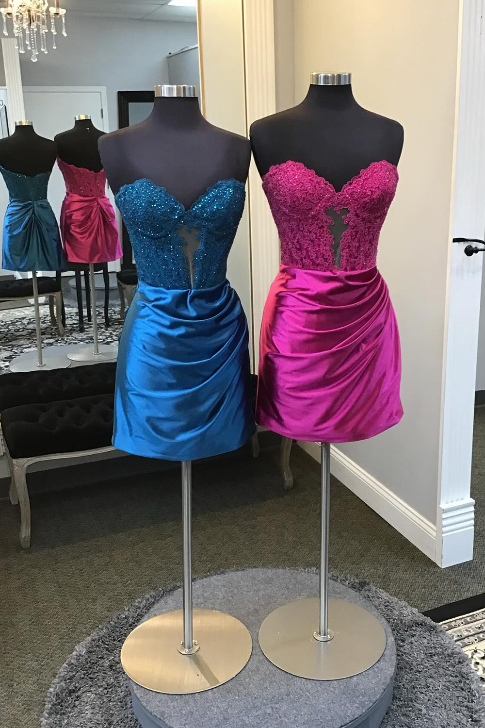 Dressystars Black Corset Homecoming Dresses Sweetheart Tight Short Cocktail Dresses With Appliques