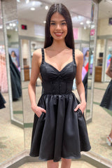 Dressystars Black Homecoming Dress Beaded A-Line Corset Short Prom Dress with Pockets