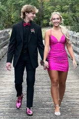 Dressystars Black Homecoming Dress Beaded Lace-Up Back Tight Short Prom Dress