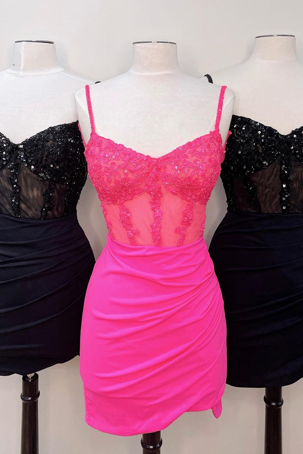 Dressystars Black Homecoming Dress Corset Satin Tight Short Prom Dress with Sequin