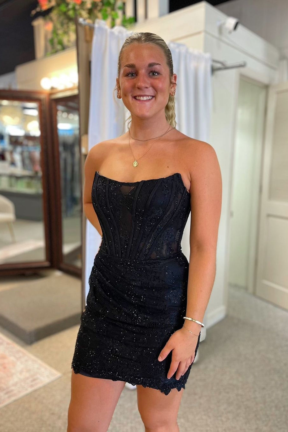 Dressystars Black Homecoming Dress Corset Strapless Tight Short Prom Dress