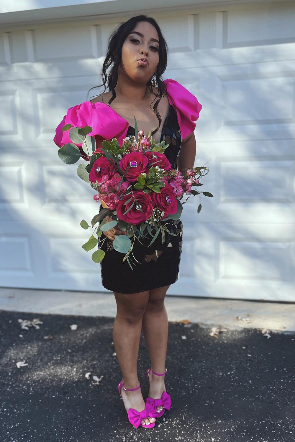 Dressystars Black Homecoming Dress Mirror Tight Short Prom Dress With Puff Sleeves