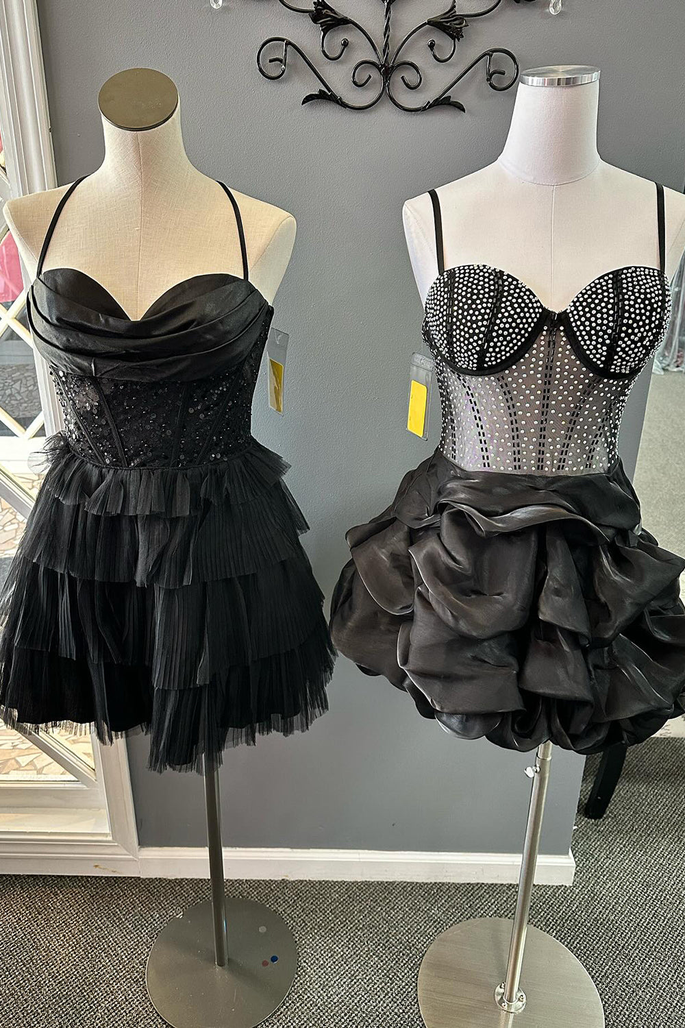 Dressystars Black Homecoming Dress Spaghetti Straps Corset Short Prom Dress