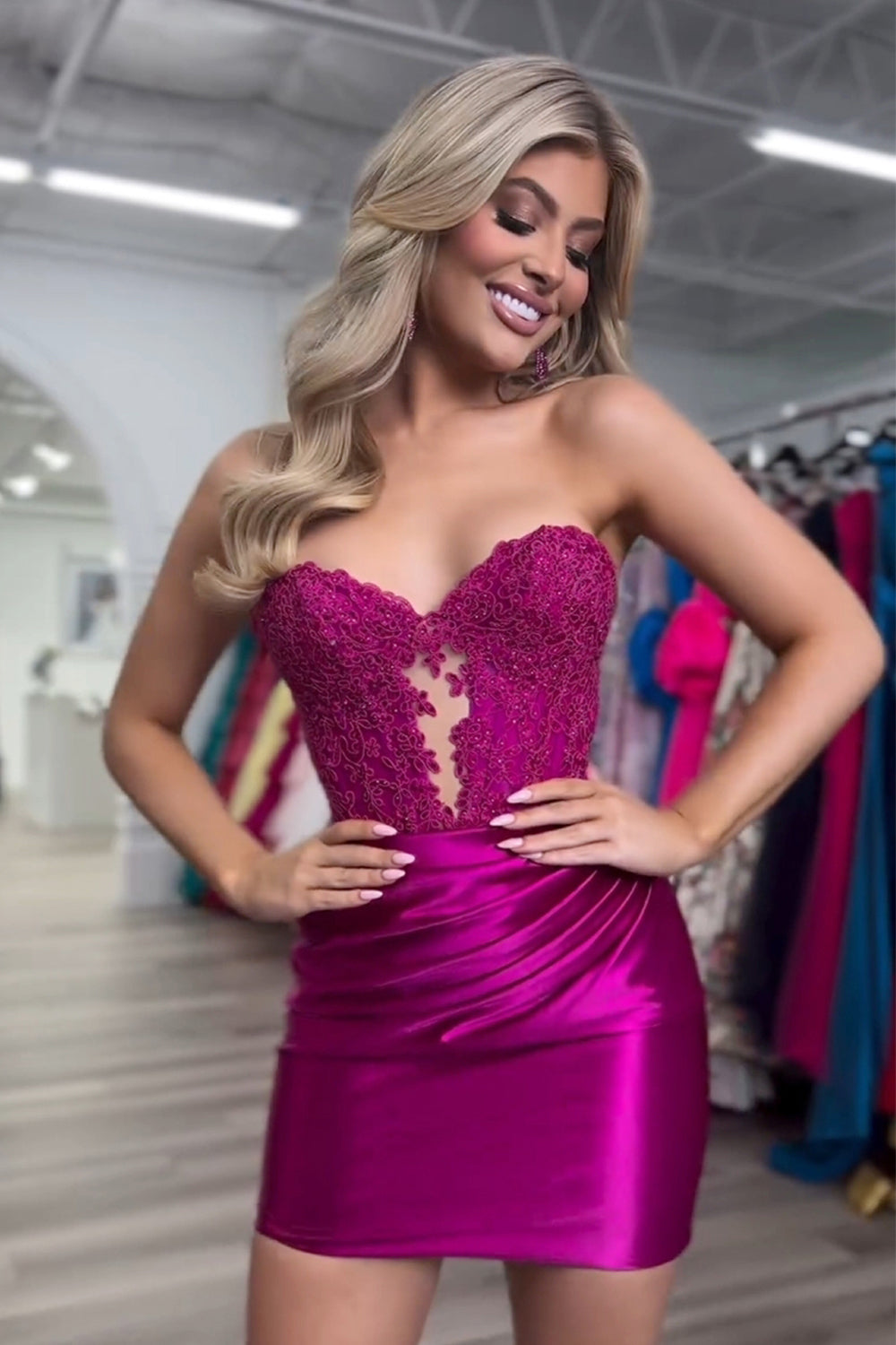 Dressystars Black Homecoming Dress Strapless Corset Tight Short Prom Dress with Appliques