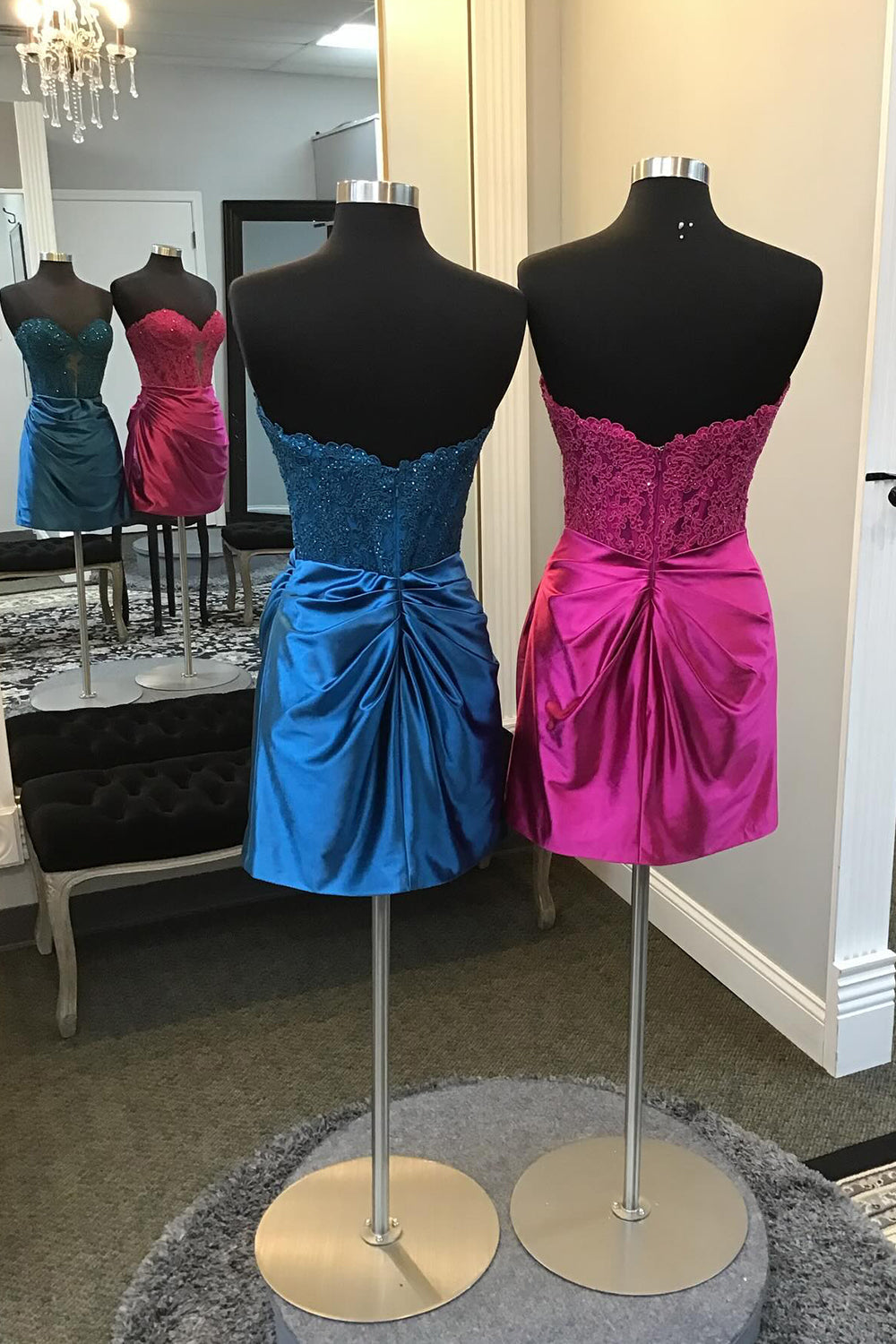 Dressystars Black Homecoming Dress Strapless Corset Tight Short Prom Dress with Appliques